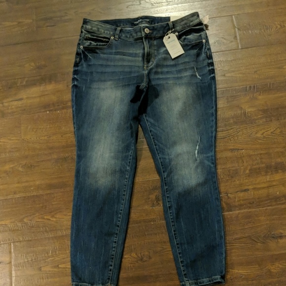 Maurices Denim - Maurice size 18 W Mid Rise "Super Skinny" Jeans